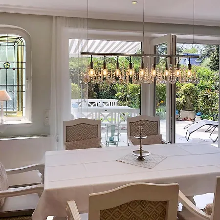 Haus Anholt Lejlighed *