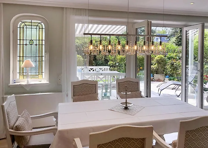 Haus Anholt 아파트 *